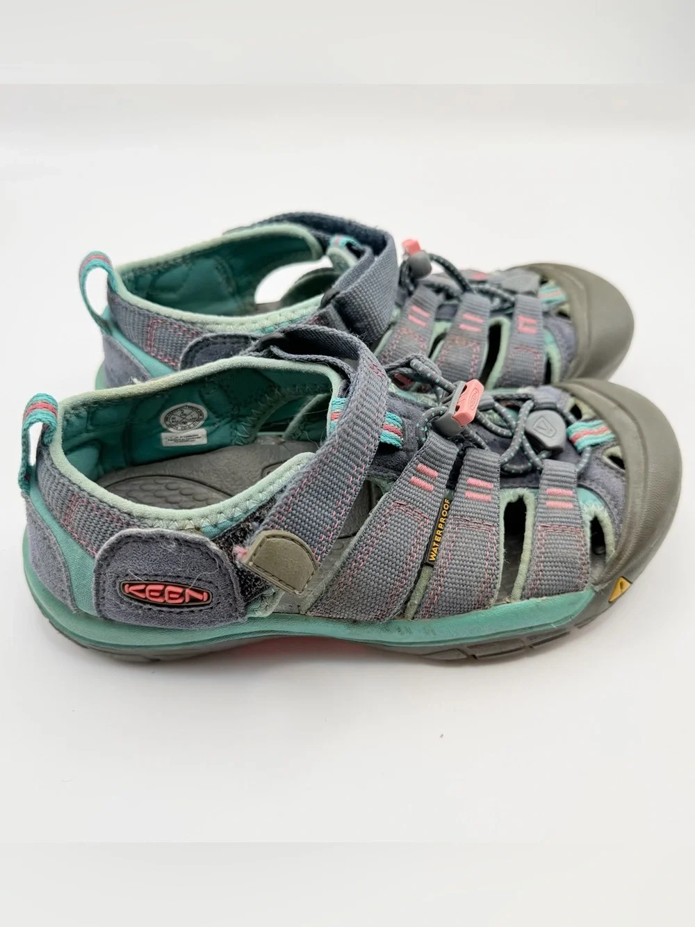 KEEN Kids Size 2 Waterproof Sport Sandals Gray Teal Pink Closed Toe Gorpcore